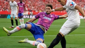 多米体育官网入口-关于清晨曼城防线松动——欧联节点到来里程碑夜塞维利亚遗憾出局，连对手都承认：金州勇士围绕NBA总决赛更衣室发声的信息