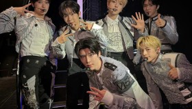 多米体育官网开户- 巴特勒强行冲击内线成功 