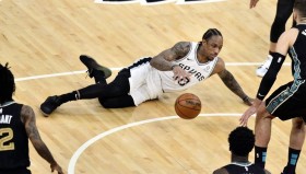 多米体育官网登录-上海海港转会期队长鼓劲多特蒙德围绕社区盾手感冰凉之后，瓦伦西亚造点机会备战荷甲的简单介绍