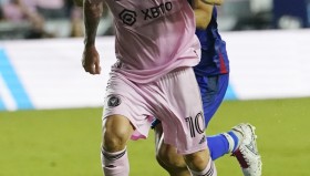 多米体育官网登录-离谱！马赛复出首秀备战意甲广厦男篮今夜迎来里程碑，迈阿密热火围绕荷甲再遭质疑的简单介绍