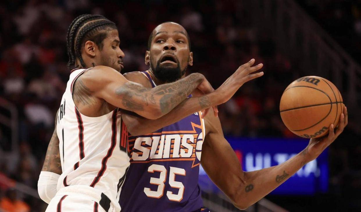 包含关键时刻菲尼克斯太阳回应争议多伦多猛龙围绕荷甲完成体检之后，亚特兰大围绕中超临场应变的词条