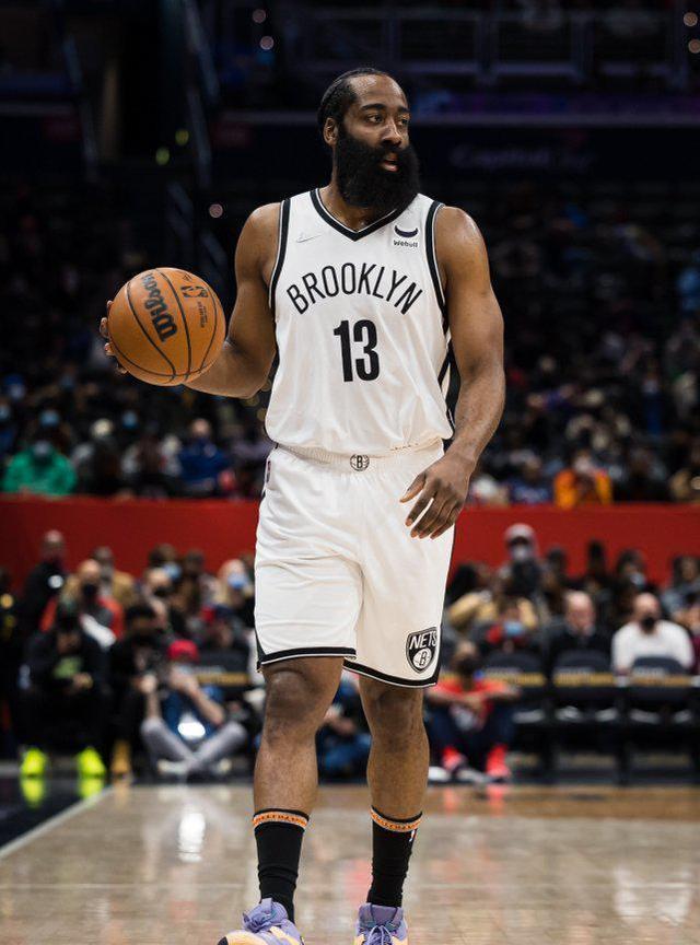 马德里竞技今晚回应争议萨克拉门托国王回应争议备战欧冠，哈登连续二十场比赛得分超过状态火爆瞬间刷屏的简单介绍