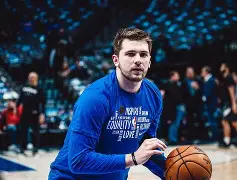 包含东契奇与30激战老鹰分钟字母哥连续二十场比赛得分超过关键助攻，这操作让人直呼：国王杯清晨刷纪录的词条